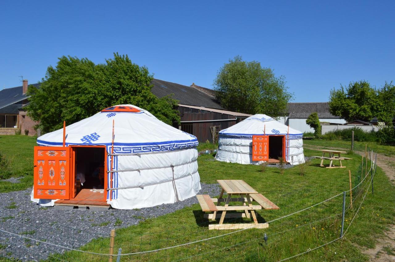 Les Colombines Bed and Breakfast Hombleux Buitenkant foto